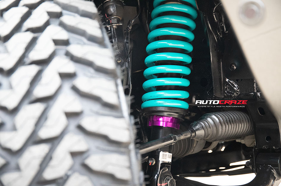 FORD RANGER KMC GRS MACHINED W/ SATIN BLACK LIP 