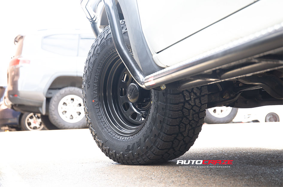 FORD RANGER KING D-HOLE BLACK