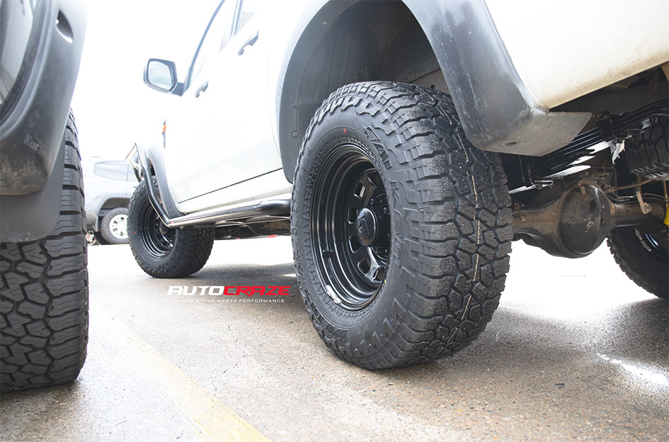 FORD RANGER KING D-HOLE BLACK