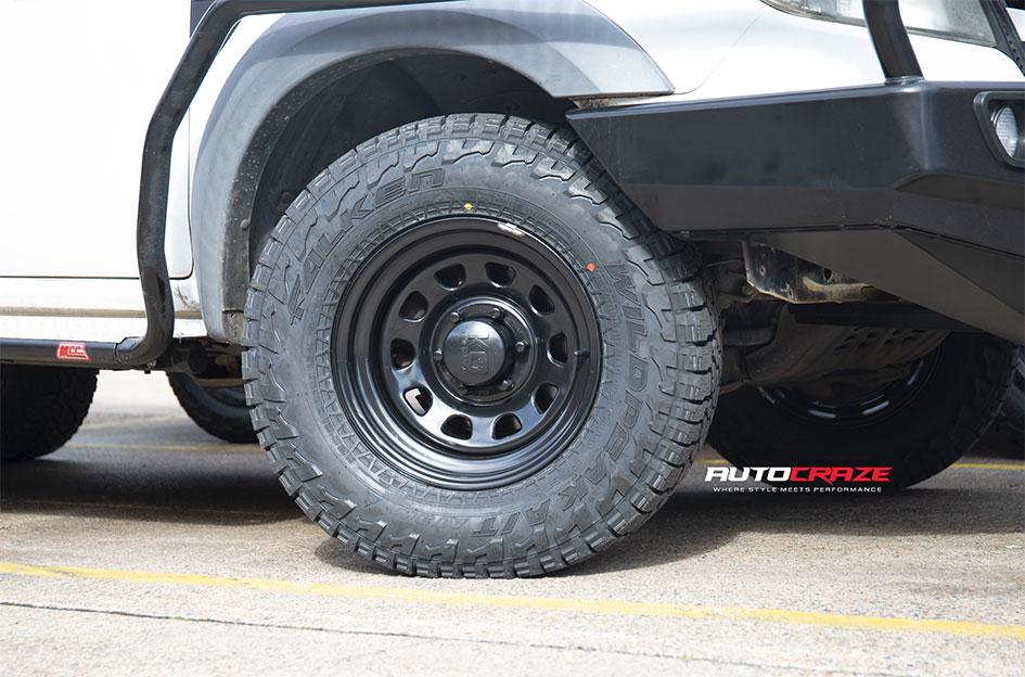 FORD RANGER KING D-HOLE BLACK