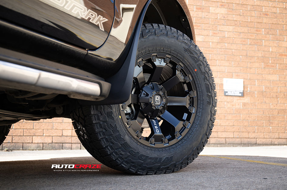 FORD RANGER KING AMBUSH SATIN BLACK 