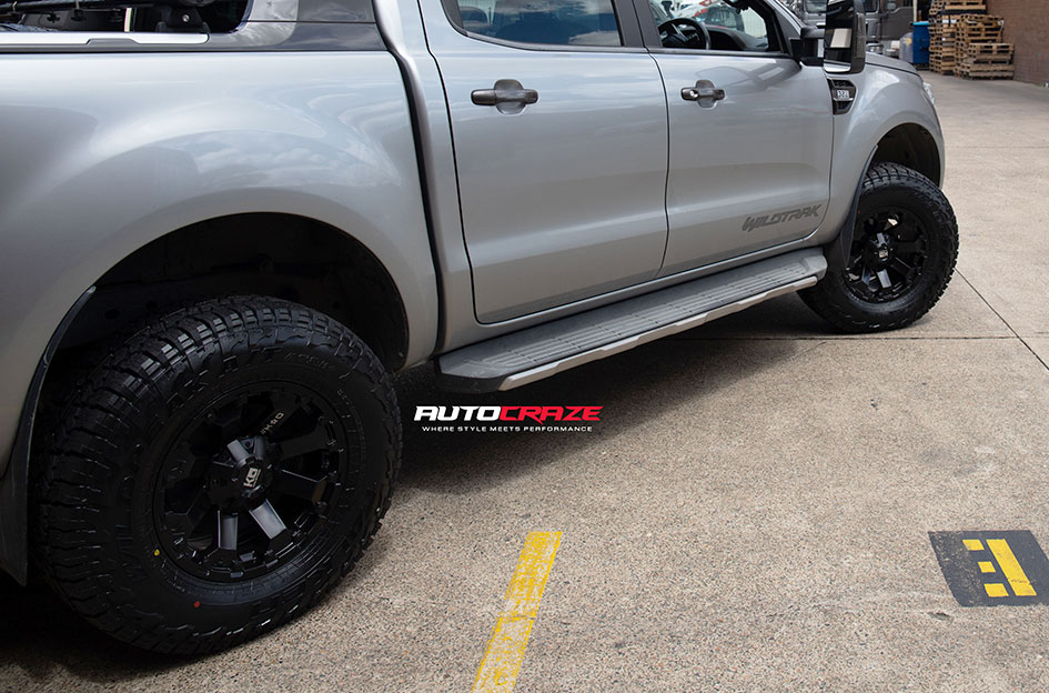 FORD RANGER KING AMBUSH SATIN BLACK