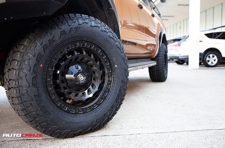 FORD RANGER KING ZOMBIE SATIN BLACK