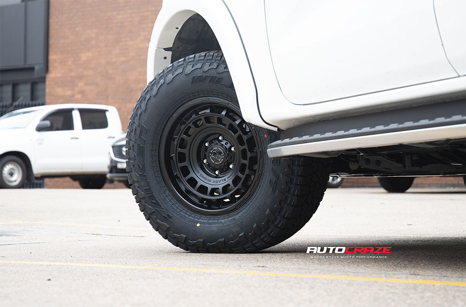 FORD RANGER NEXT GEN BLACK RHINO CHAMBER MATTE BLACK