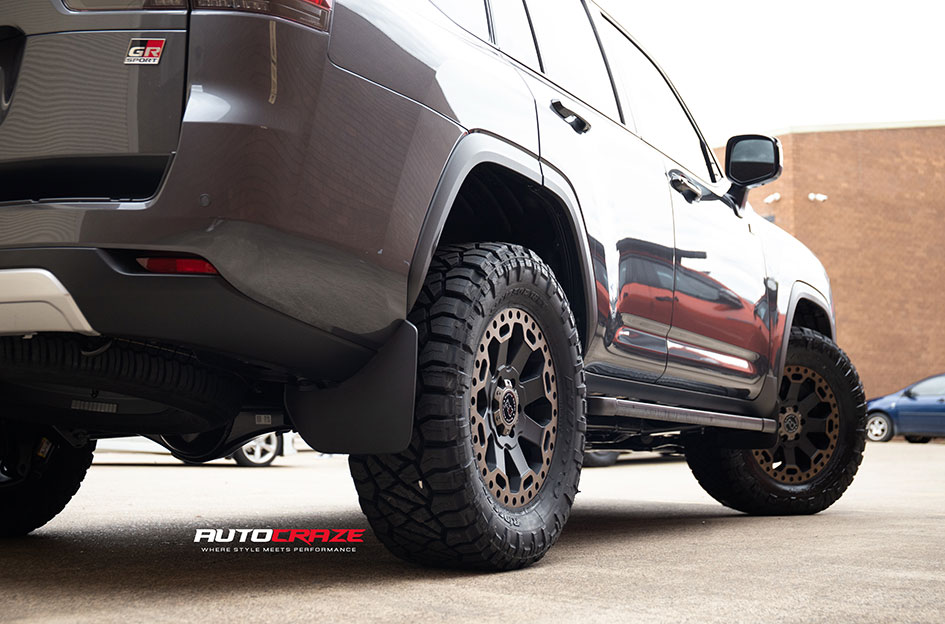 TOYOTA LANDCRUISER 300 SERIES BLACK RHINO WARLORD MATTE BLACK WITH MACHINED DARK TINT LIP