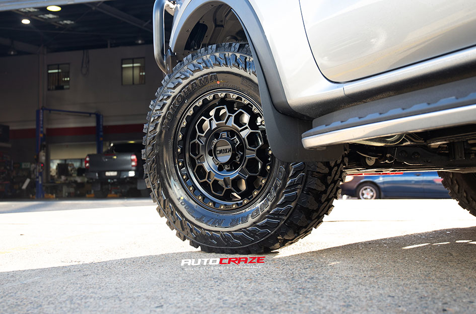 FORD RANGER NEXT GEN KMC TREK SATIN BLACK