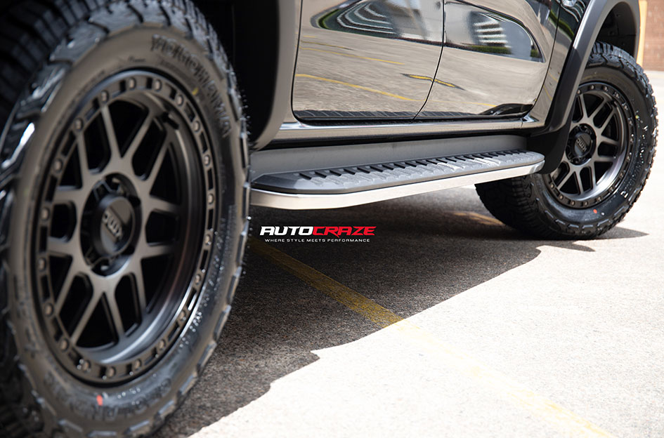 FORD RANGER NEXT GEN KMC MESA SATIN BLACK W/ GRAY TINT