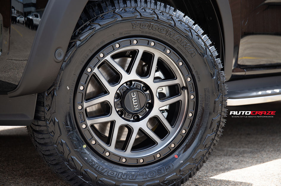 FORD RANGER NEXT GEN KMC MESA SATIN BLACK W/ GRAY TINT