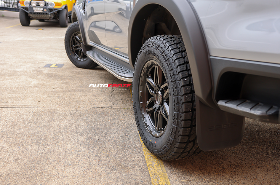 FORD RANGER NEXT GEN NOMAD N232 SATIN BLACK 