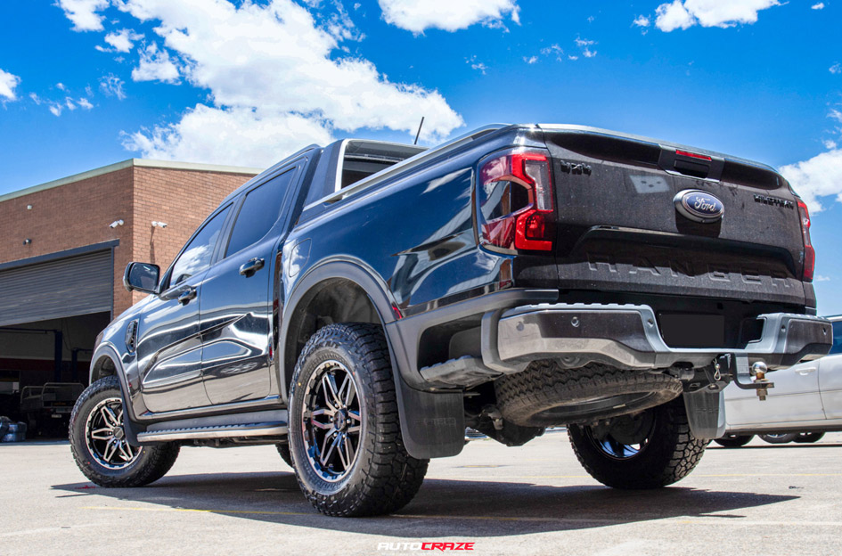 FORD RANGER NEXT GEN NOMAD N232 GLOSS BLACK DARK TINT