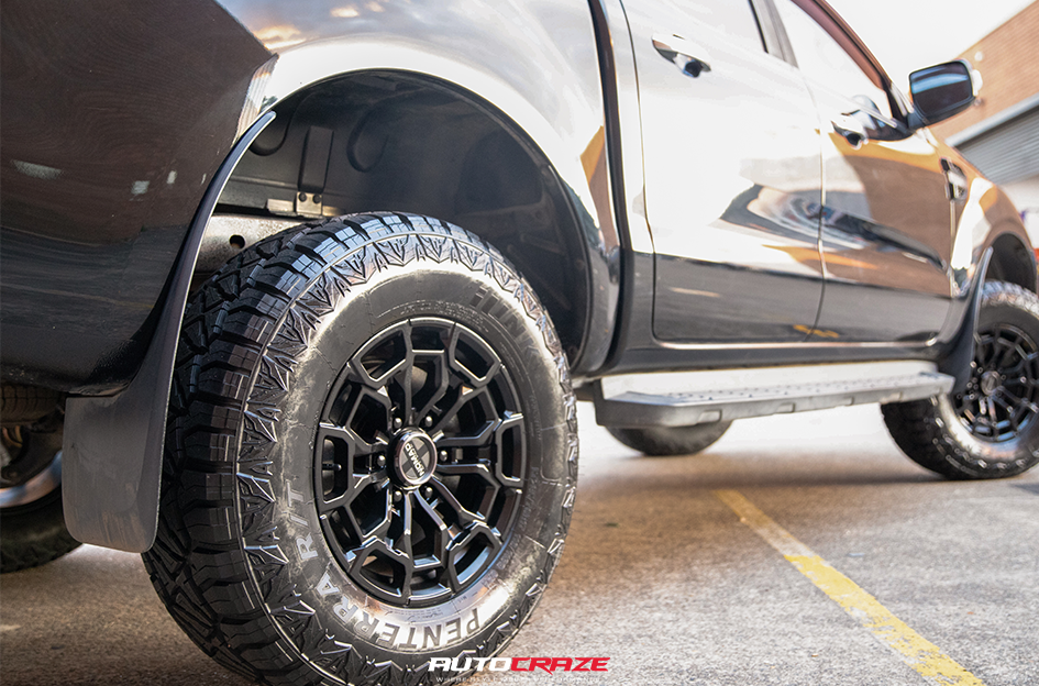 FORD RANGER NOMAD N162 SATIN BLACK