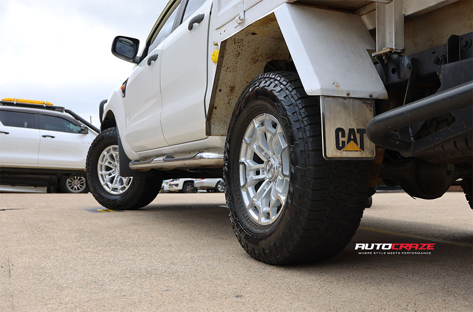 FORD RANGER NOMAD N162 SILVER MACHINED FACE