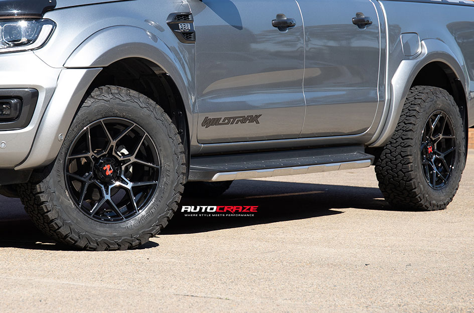 FORD RANGER NOMAD SABBATH GREY TINTED FACE