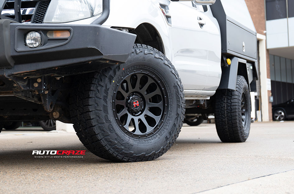 FORD RANGER NOMAD VICTIM MATTE BLACK