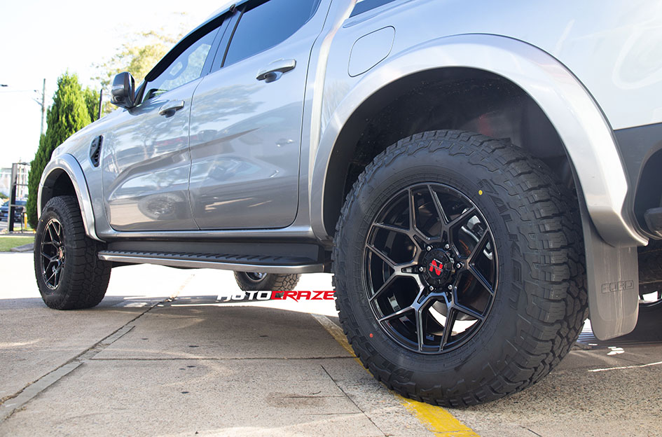 FORD RANGER NEXT GEN NOMAD SABBATH GLOSS BLACK TINT