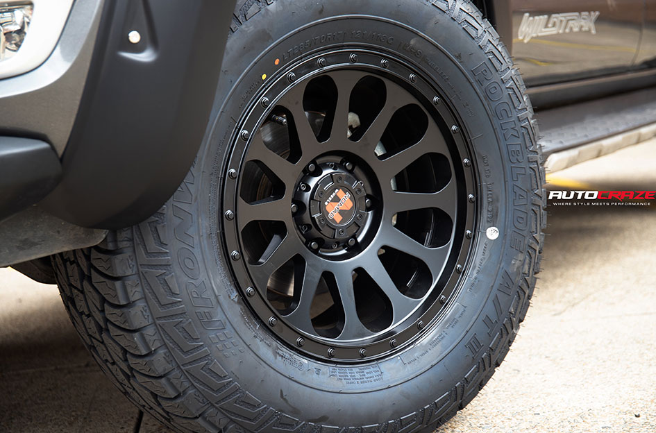 FORD RANGER NOMAD VICTIM MATTE BLACK 