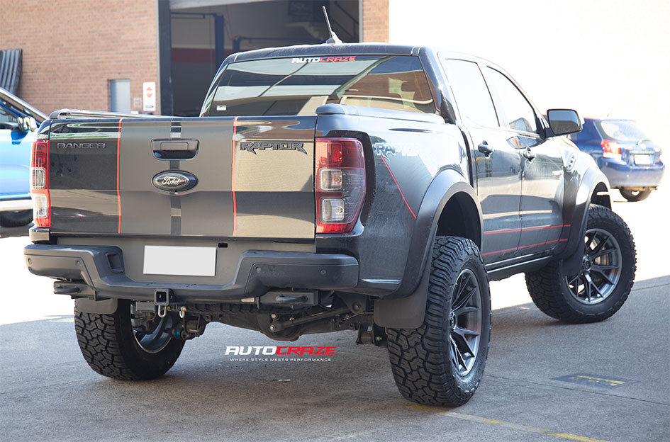 FORD RANGER RAPTOR FUEL CATALYST PLATINUM W/ CHROME LIP