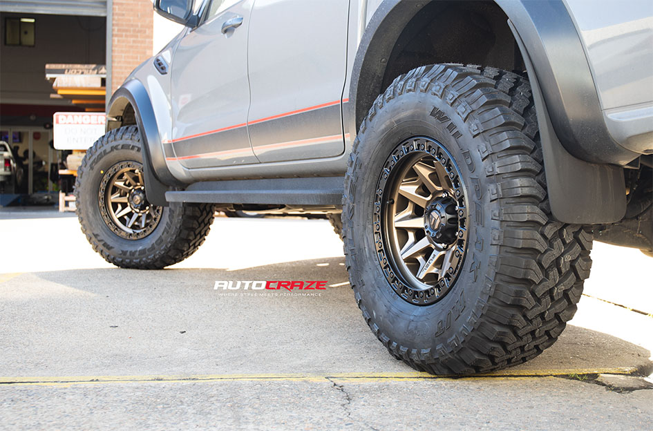 FORD RANGER RAPTOR FUEL COVERT BRONZE BLACK RING 