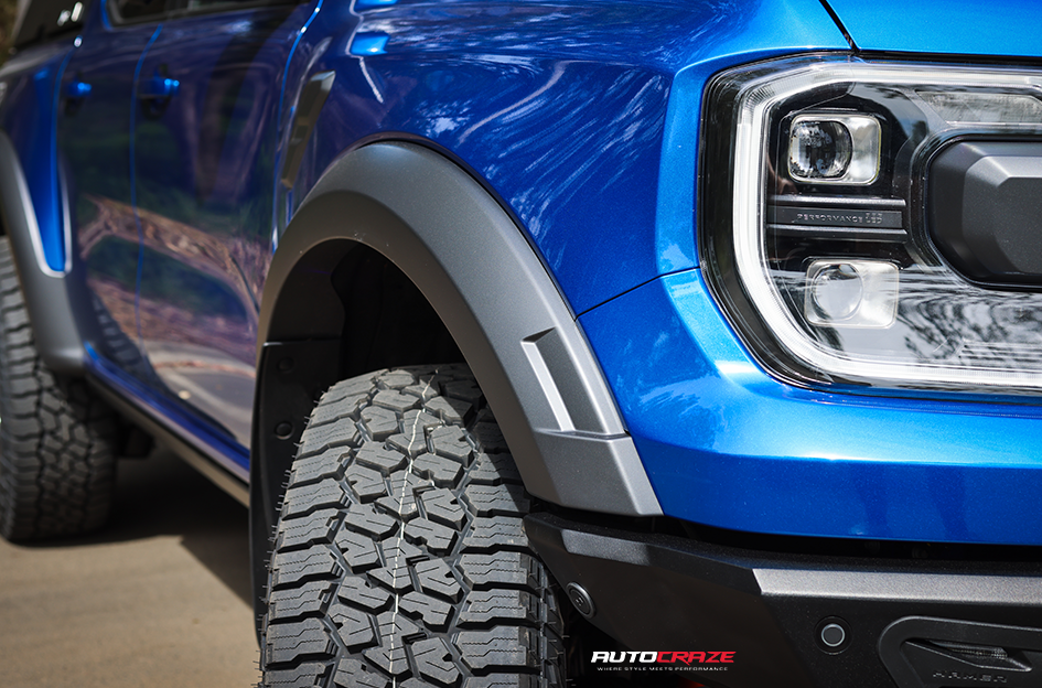FORD RANGER RAPTOR NEXT GEN NOMAD N232 GLOSS BLACK DARK TINT