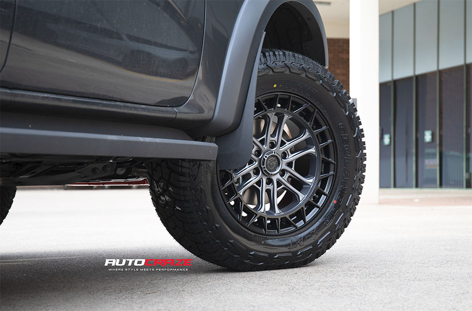 FORD RANGER RAPTOR NEXT GEN FUEL CELSIUS MATTE GUNMETAL W/ BLACK LIP