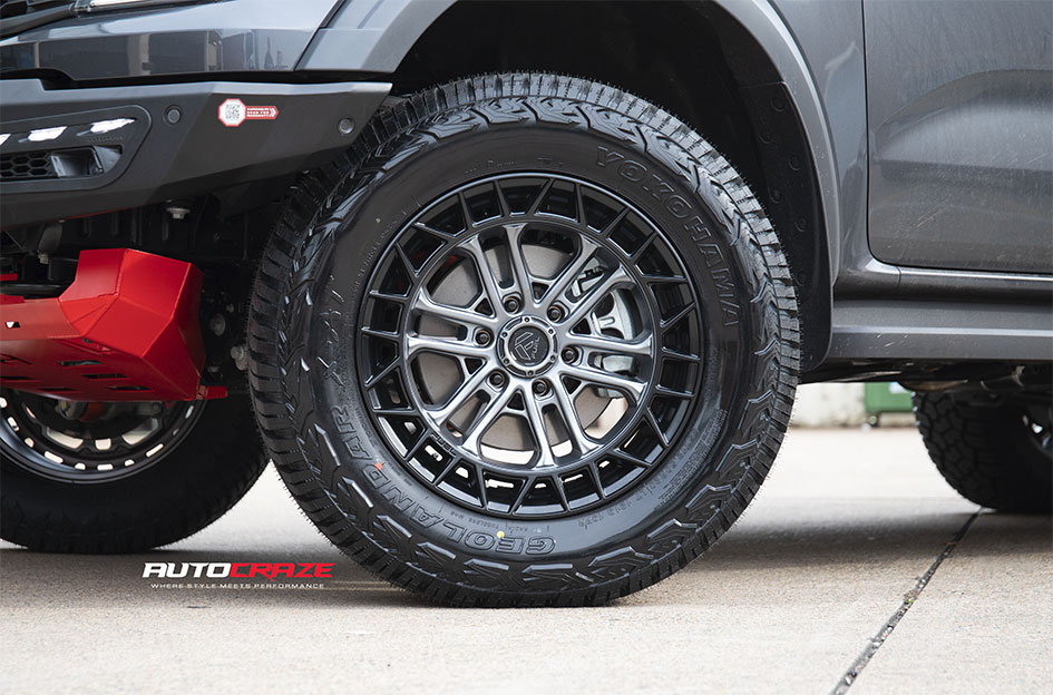 FORD RANGER RAPTOR NEXT GEN FUEL CELSIUS MATTE GUNMETAL W/ BLACK LIP