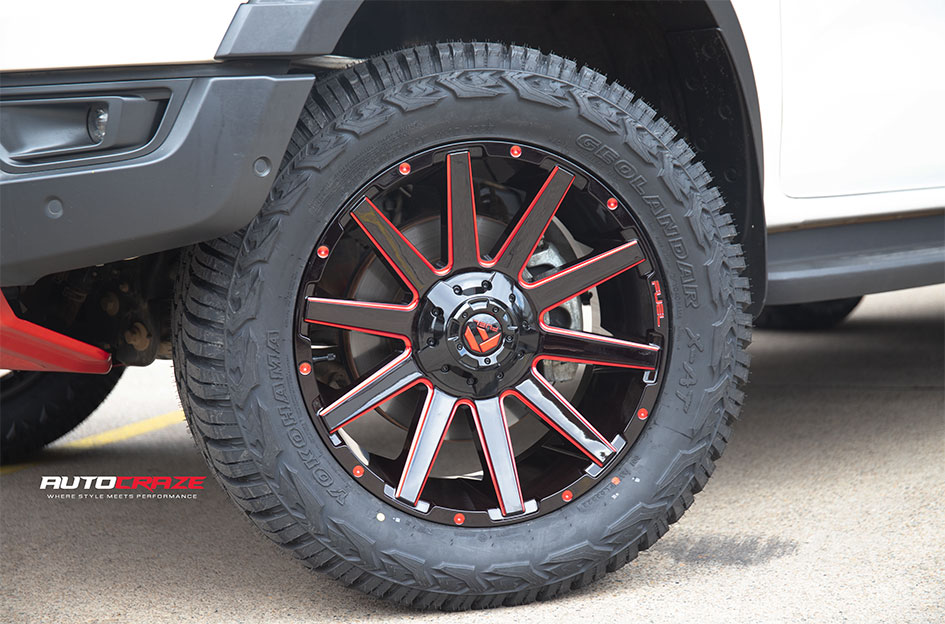 FORD RANGER RAPTOR NEXT GEN FUEL CONTRA GLOSS BLACK CANDY RED 