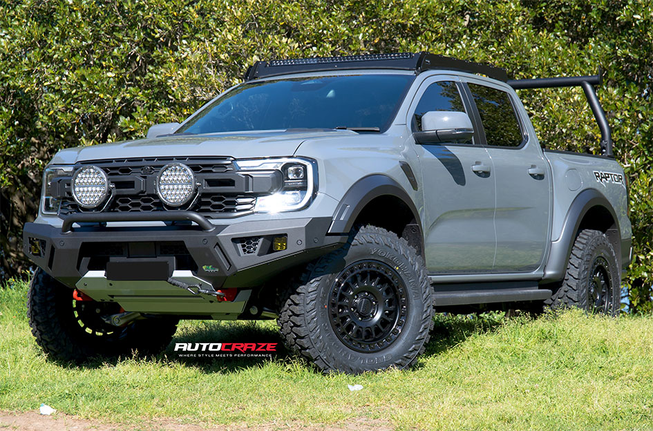 FORD RANGER RAPTOR NEXT GEN KMC IMS MATTE BLACK W/ GLOSS BLACK LIP