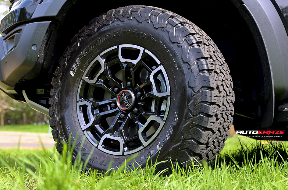 FORD RANGER RAPTOR NEXT GEN NOMAD N162 GLOSS BLACK DARK TINT