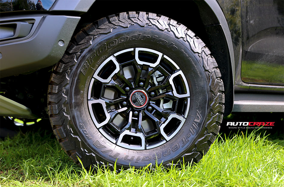 FORD RANGER RAPTOR NEXT GEN NOMAD N162 GLOSS BLACK DARK TINT