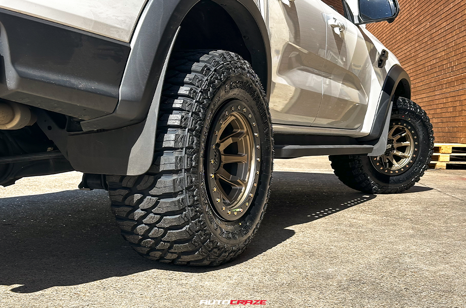 FORD RANGER RAPTOR NEXT GEN DIRTY LIFE DT-2 SATIN GOLD BLACK LIP