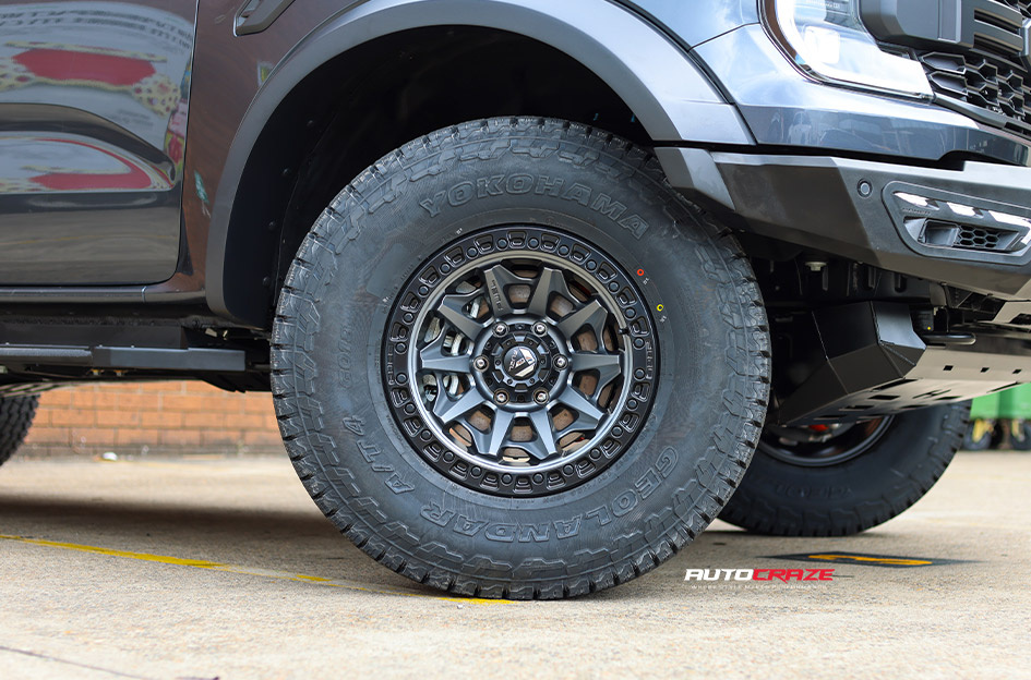 FORD RAPTOR NEXT GEN FUEL COVERT MATTE BLACK