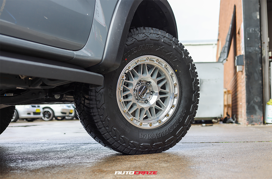 FORD RAPTOR NEXT GEN KMC ATTACK GLOSS SILVER W/ MACHINED FACE