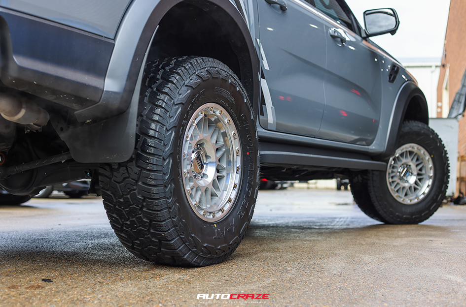 FORD RAPTOR NEXT GEN KMC ATTACK GLOSS SILVER W/ MACHINED FACE