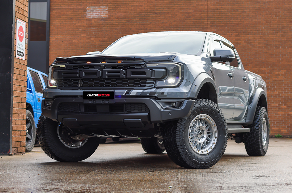 FORD RAPTOR NEXT GEN KMC ATTACK GLOSS SILVER W/ MACHINED FACE