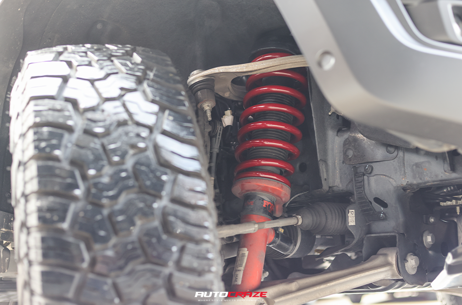 FORD RAPTOR NEXT GEN KMC ATTACK GLOSS SILVER W/ MACHINED FACE
