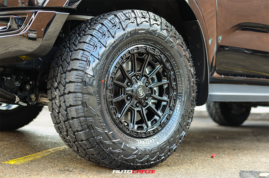 FORD RAPTOR NEXT GEN KING WARRIOR SATIN BLACK
