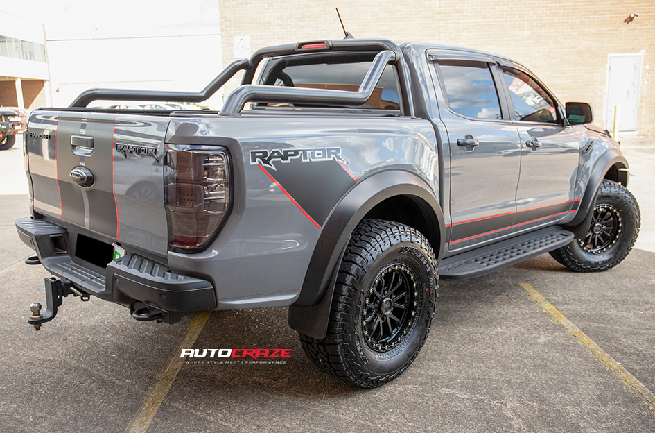 FORD RANGER RAPTOR NOMAD N133 SATIN BLACK