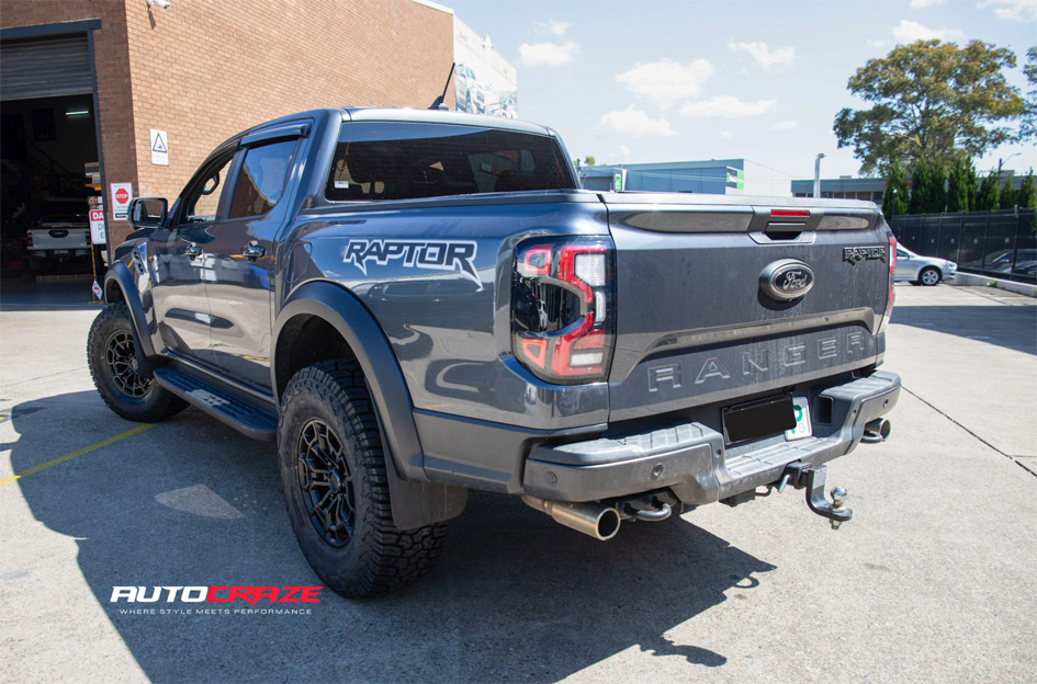 FORD RANGER RAPTOR NEXT GEN NOMAD N162 GLOSS BLACK DARK TINT