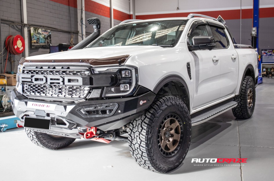 FORD RANGER NEXT GEN BLACK RHINO BAHARI BRONZE W/ BLACK LIP