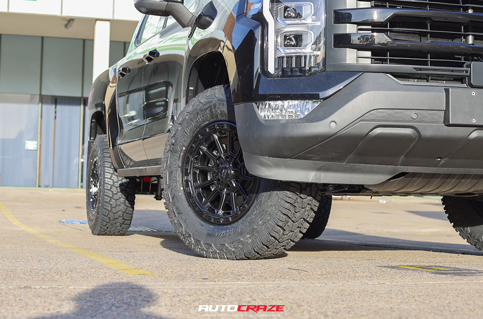 FOTON TUNLAND V7 KING WARRIOR SATIN BLACK