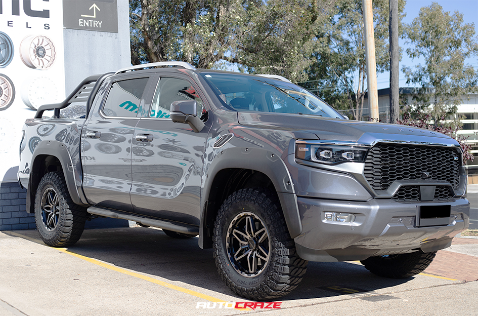 FOTON TUNLAND V9 NOMAD N232 GLOSS BLACK DARK TINT