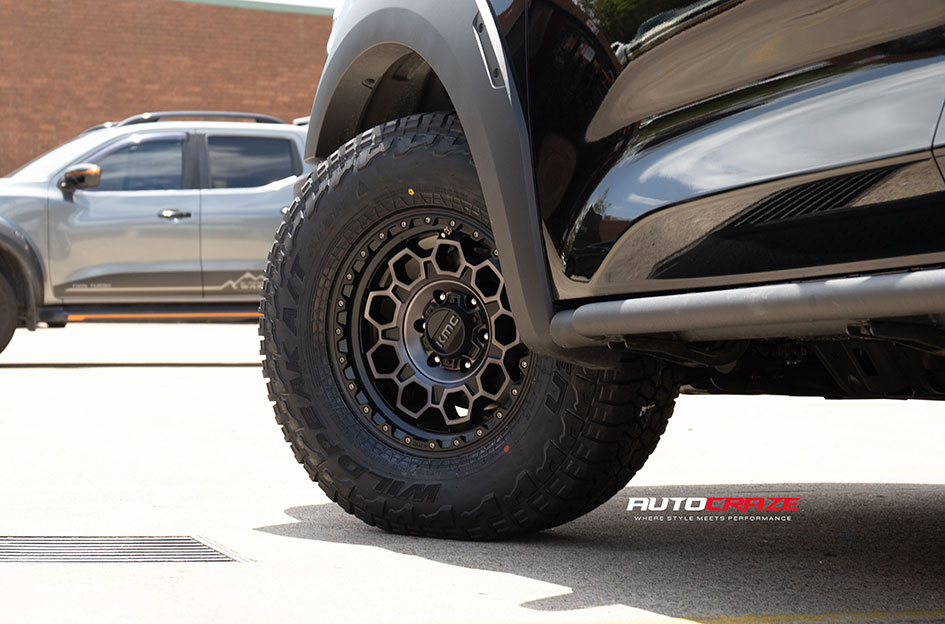 GWM CANNON KMC TREK  SATIN BLACK GRAY TINT