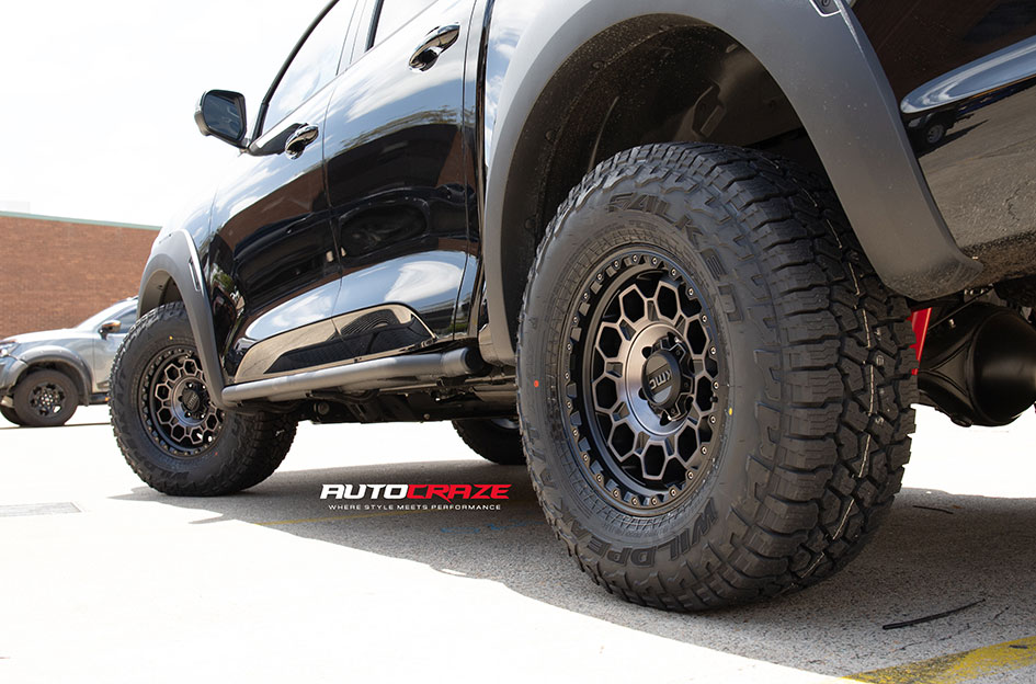 GWM CANNON KMC TREK  SATIN BLACK GRAY TINT
