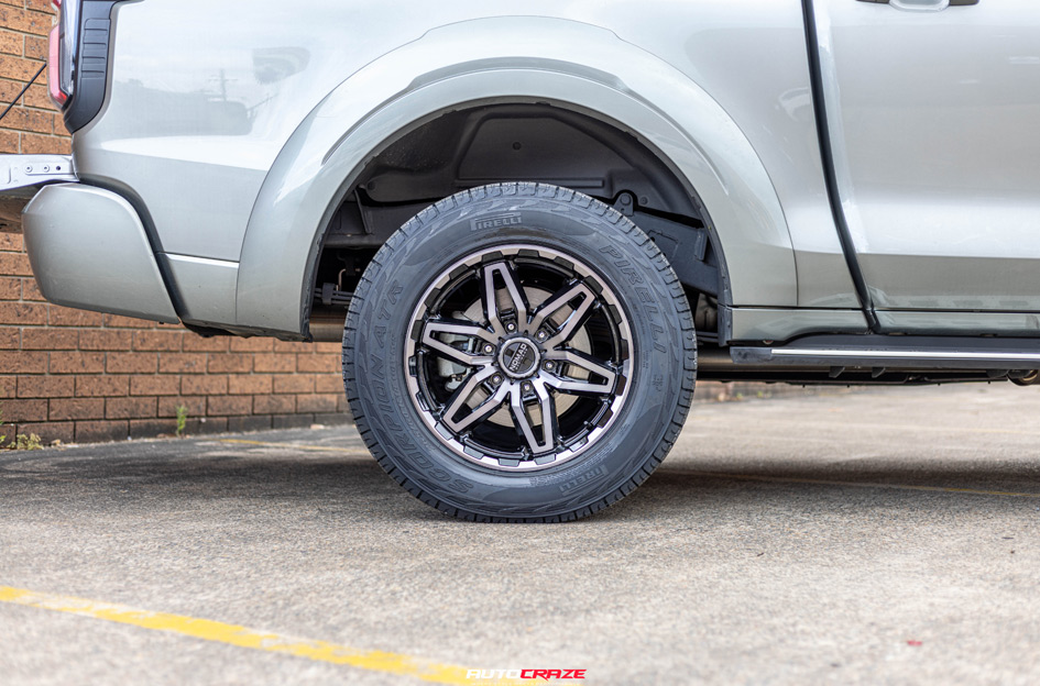 GWM CANNON NOMAD N232 GLOSS BLACK DARK TINT