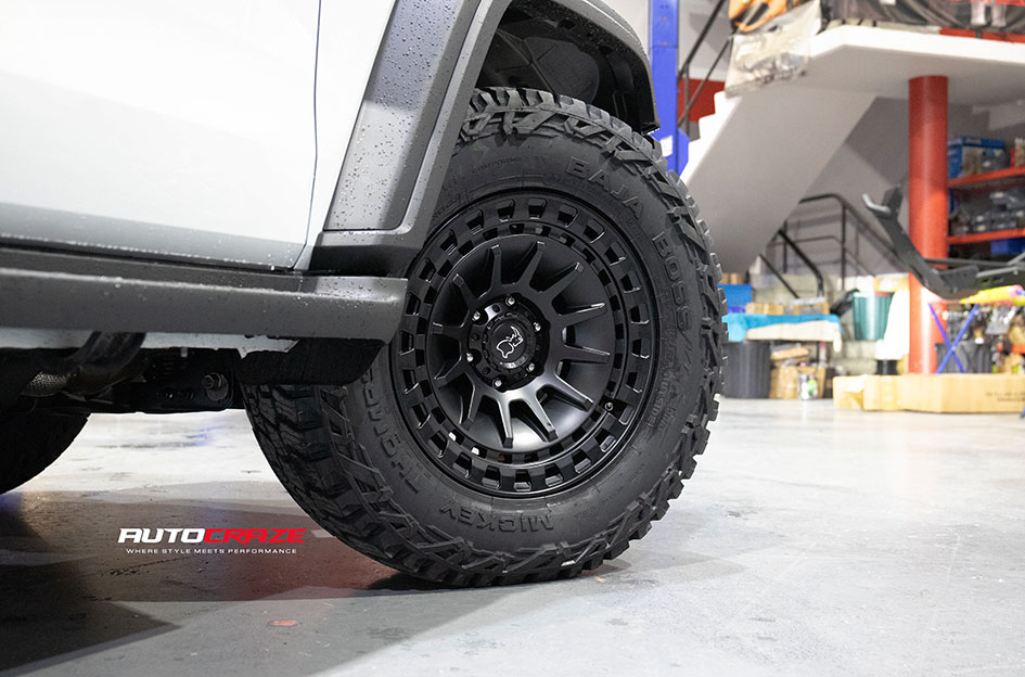 GWM TANK 300 BLACK RHINO BARRAGE MATTE BLACK