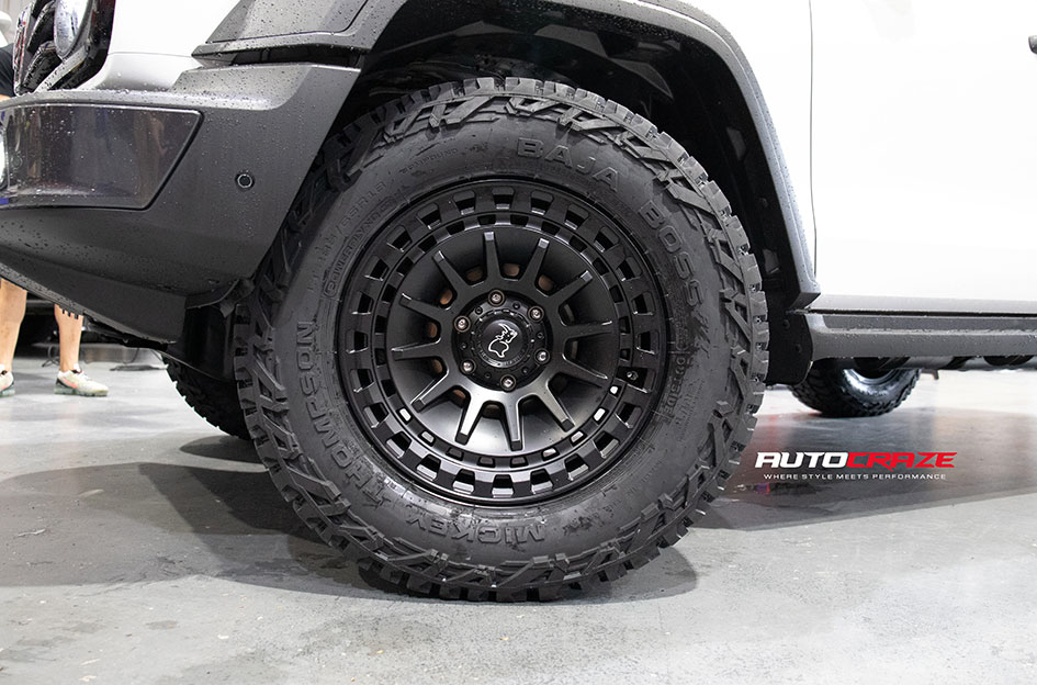 GWM TANK 300 BLACK RHINO BARRAGE MATTE BLACK