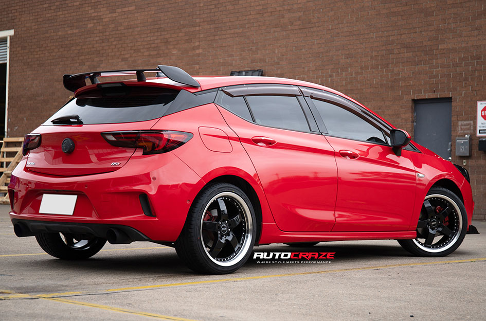 HOLDEN ASTRA CSA BERETTA GLOSS BLACK W/ MACHINED LIP