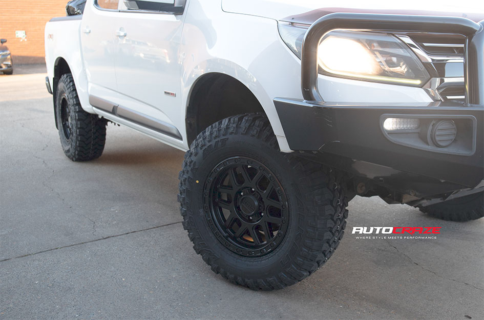 HOLDEN COLORADO KMC KM544 MESA SATIN BLACK
