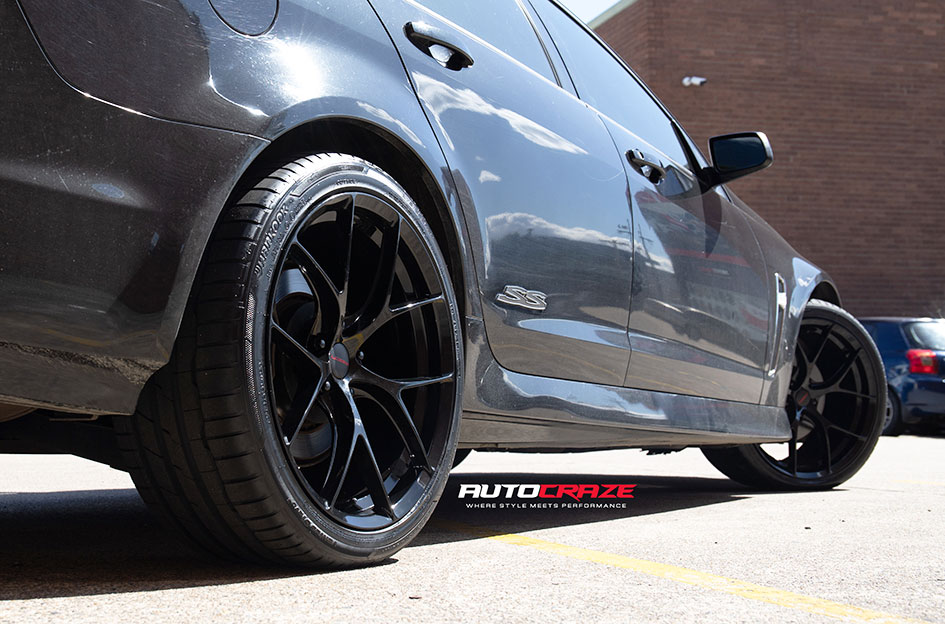 HOLDEN COMMODORE MASON ZR3 GLOSS BLACK 