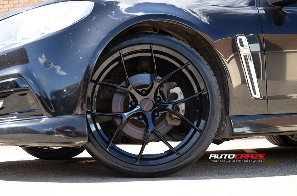 HOLDEN COMMODORE MASON ZR3 GLOSS BLACK 